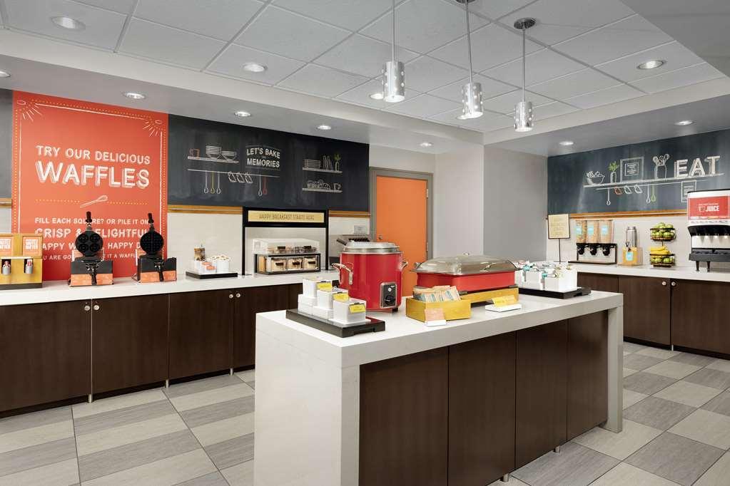Hampton Inn & Suites Orlando North Altamonte Springs Restaurace fotografie